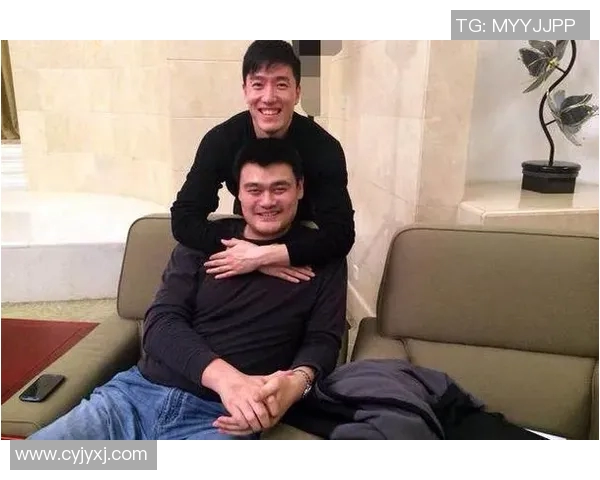 姚明与众明星亲密合照展现友谊与魅力的精彩瞬间