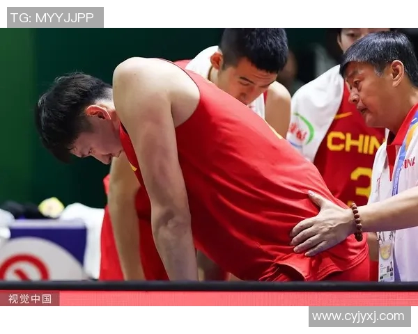 中国男篮对阵菲律宾篮球队的精彩对决引发球迷热烈关注与期待